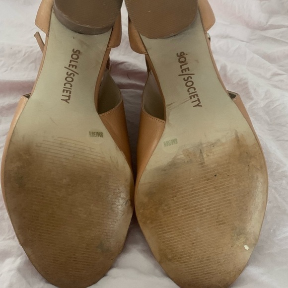 Sole Society size 8 heels - Picture 2 of 3